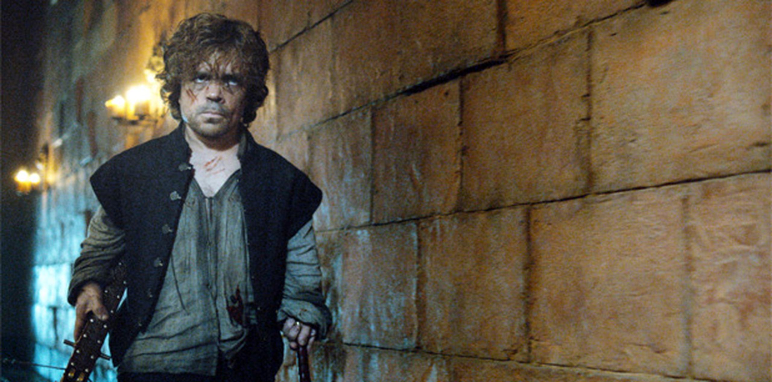 Peter Dinklage interpreta a "Tyrion Lannister" en la popular serie de HBO.
