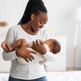 ¿Qué debo comer si estoy lactando a mi bebé?