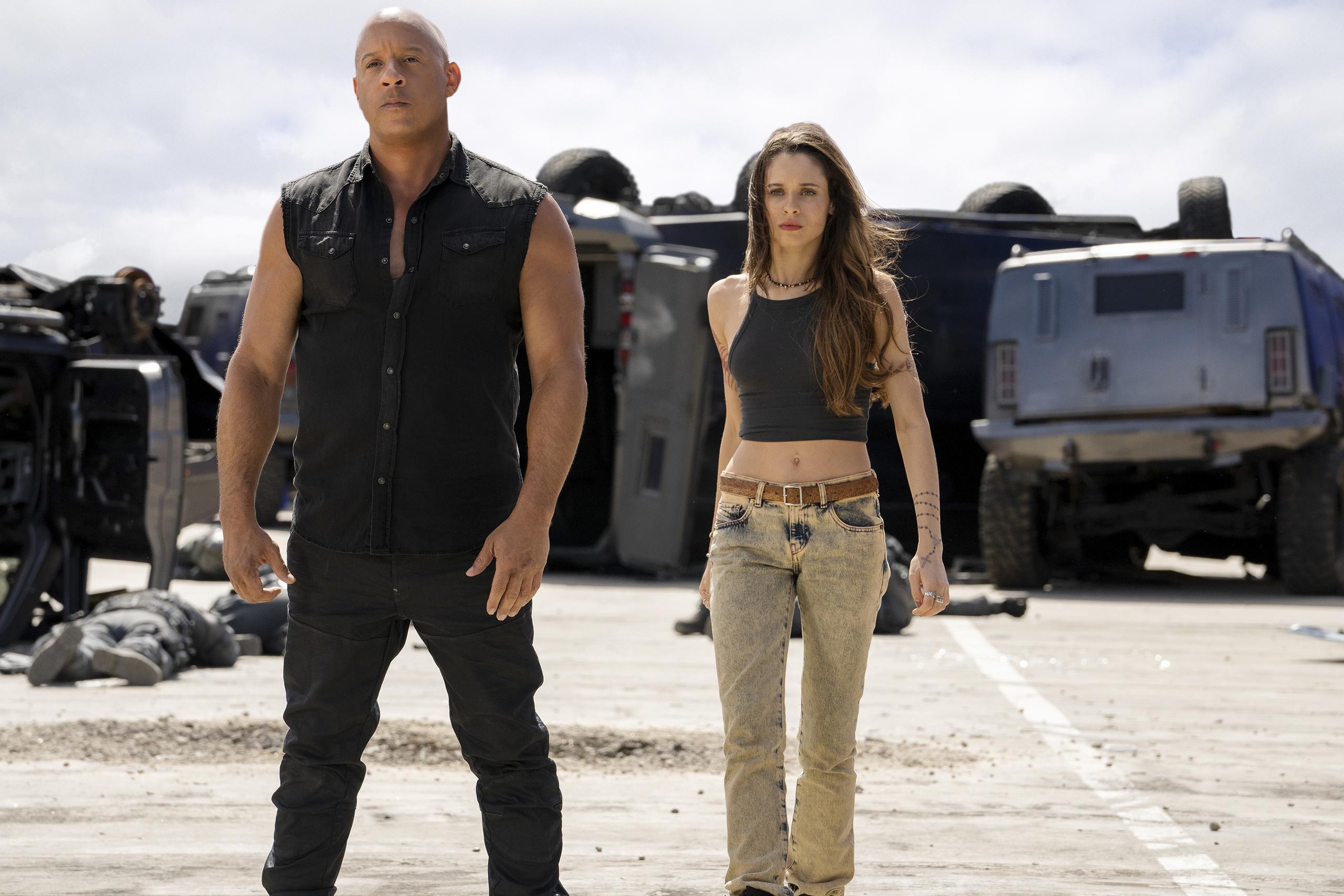 Vin Diesel y Daniela Melchior en una escena de "Fast X", que estrena en las salas de cine alredor de la Isla.
