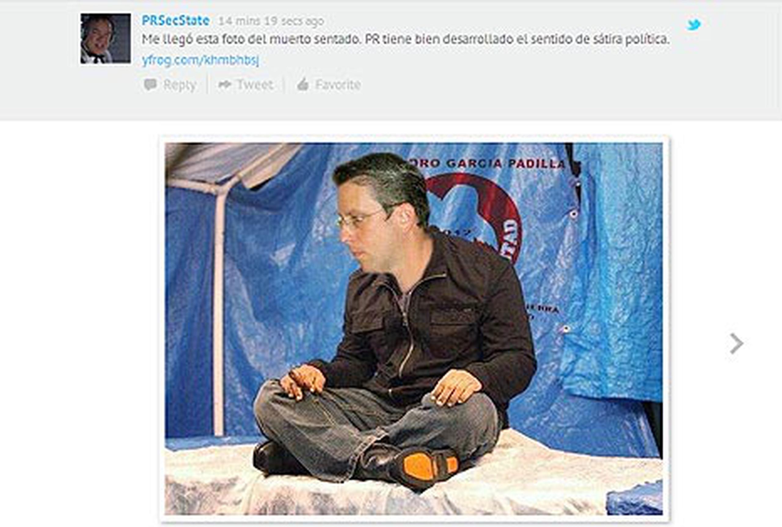 El Secretario de Estado compartió un fotomontaje de Alejandro García Padilla como el muerto sentado a sólo un día de haber enterrado al verdadero muerto sentado. (Twitter)