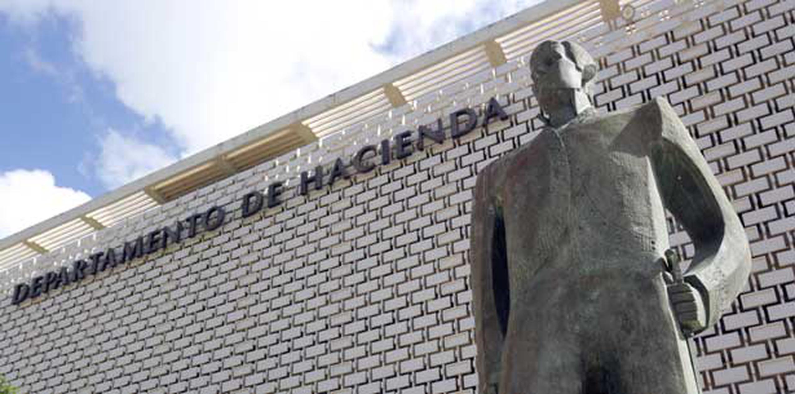 El secretario de Hacienda, Raúl Maldonado, reiteró el compromiso de este gobierno en dar prioridad al envío de los reintegros. (Archivo)