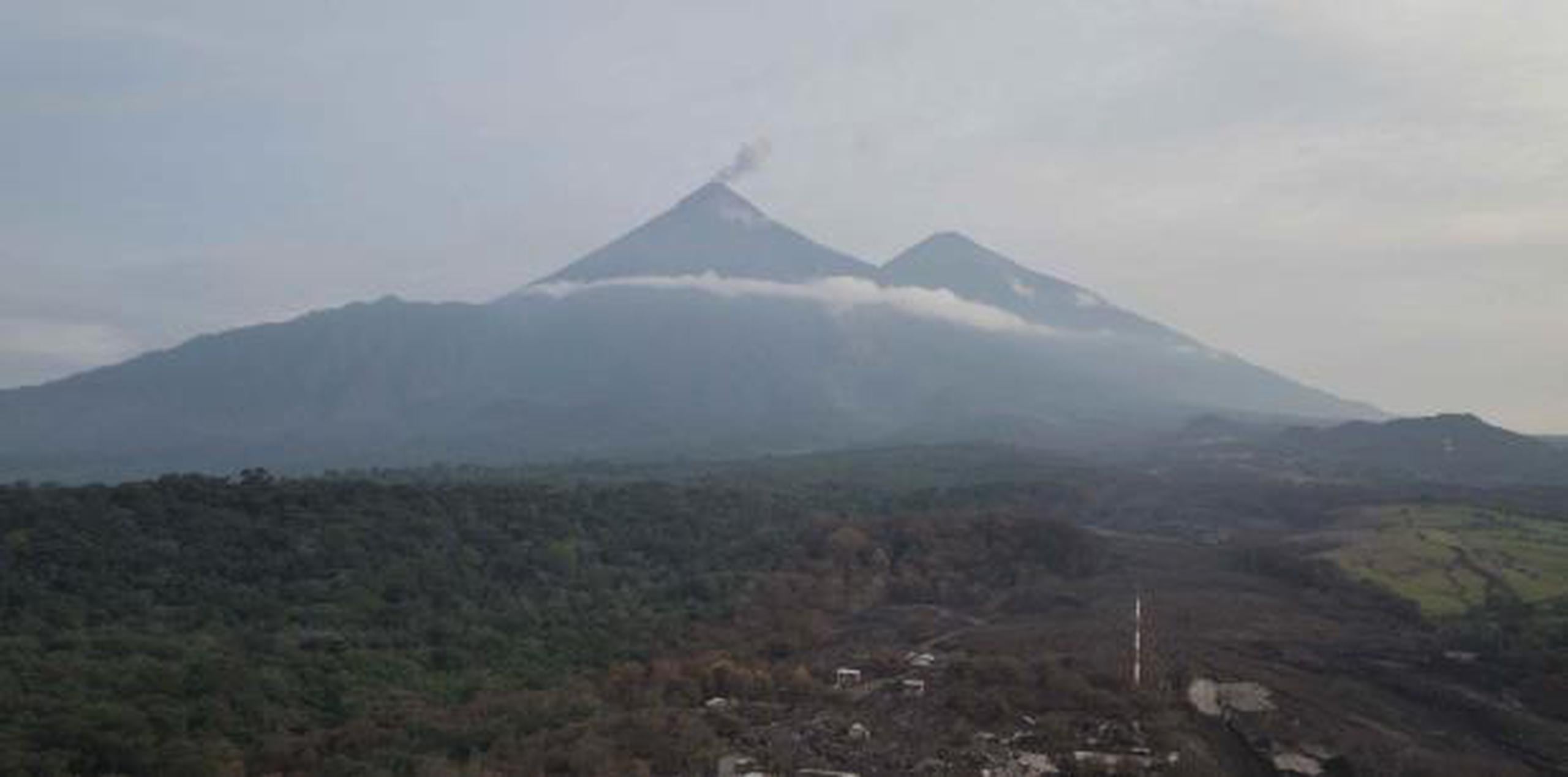 La potente erupción ha dejado millonarias pérdidas en los cultivos agrícolas. (AP / Rodrigo Abd)
