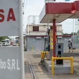 Niegan escasez de combustible en Venezuela