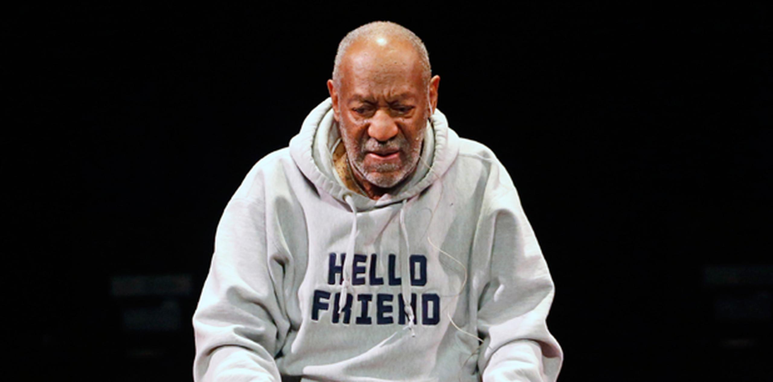 Cosby, de 77 años, quien no ha enfrentado cargos penales, no se expresó sobre los alegatos de abuso presentados por más de 25 mujeres y se ha mantenido mayormente en silencio desde que los señalamientos resurgieron el año pasado. (AP)