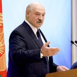 Presidente de Bielorrusia niega tener planes de atacar a Ucrania