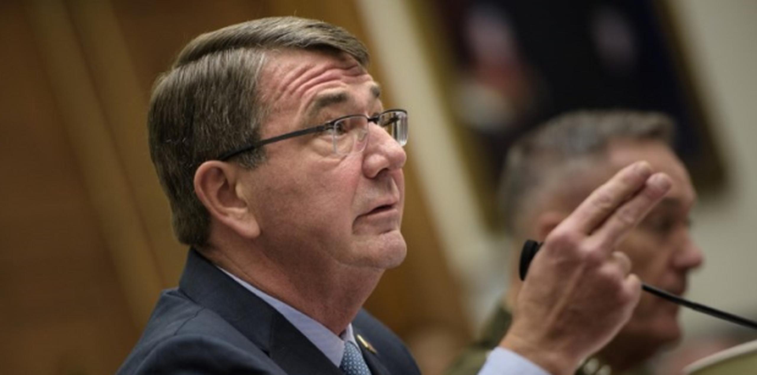 Al deponer ante el Comité de Servicios Armados de la Cámara del Congreso, Carter dijo que el mundo  "tiene que incrementar" sus esfuerzos contra los yihadistas. (AFP)