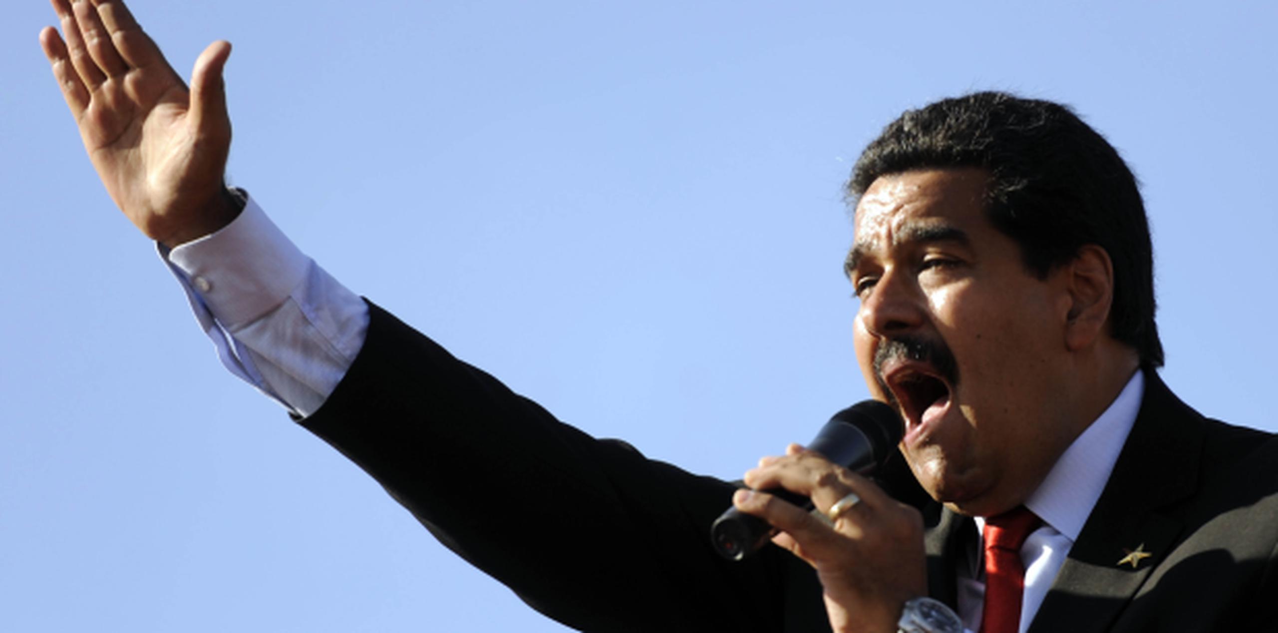 Nicolás Maduro anunció que Chávez será embalsamado y expuesto en museo militar. (AFP/Leo Ramírez)