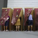 AARP emplaza a candidatos políticos a tomar en cuenta el perfil del votante adulto mayor