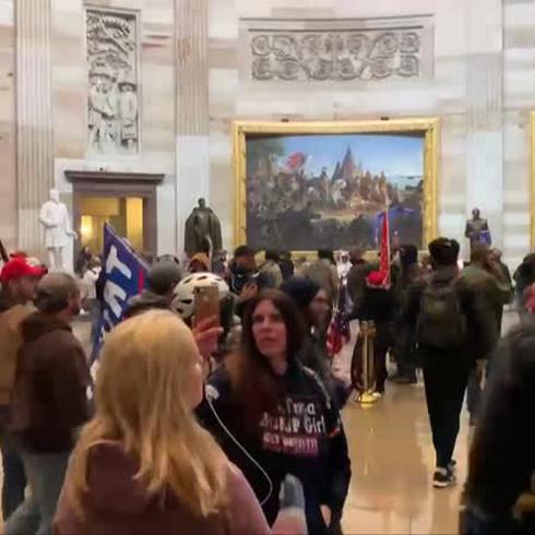 Seguidores de Donald Trump invaden el Capitolio de Estados Unidos