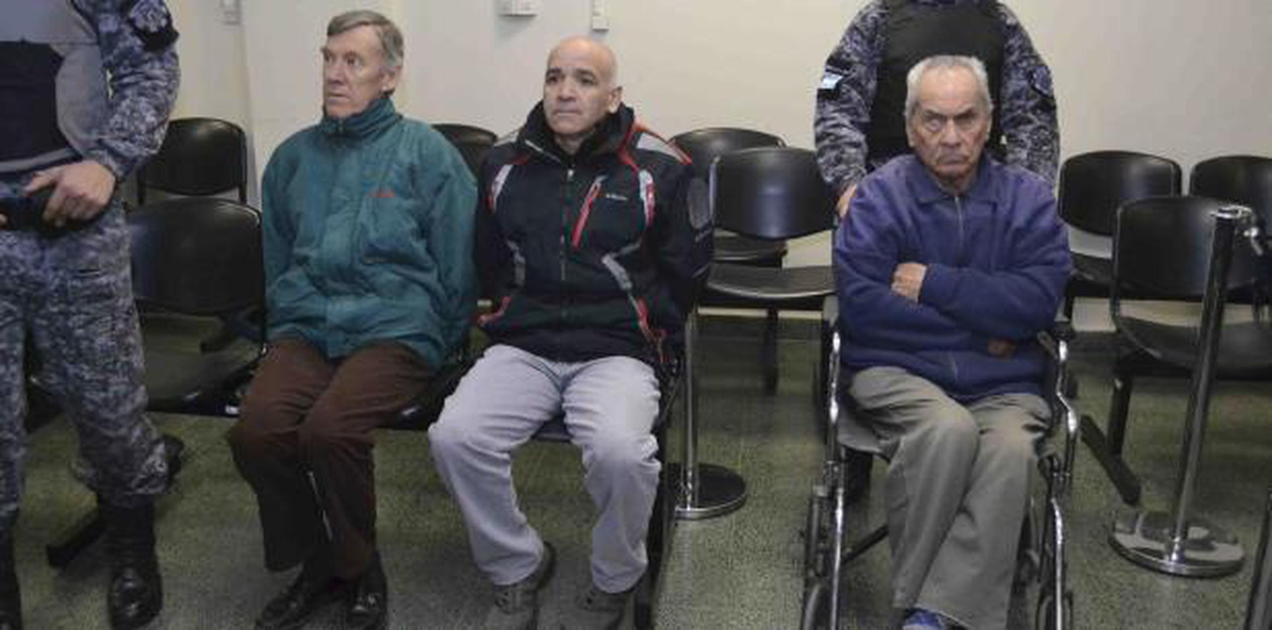El sacerdote italiano Nicola Corradi, de 83 años, y el argentino Horacio Corbacho, de 59, escucharán el fallo condenatorio o absolutorio de un tribunal penal de la provincia de Mendoza. (AP)