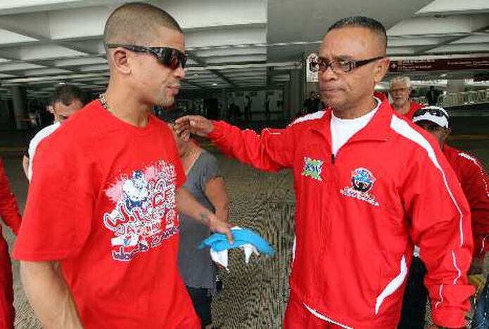 De acuerdo Wilfredo Vázquez, Jr. con la decisión de su esquina