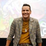 Víctor Manuelle se une como presentador de los Latin Grammy