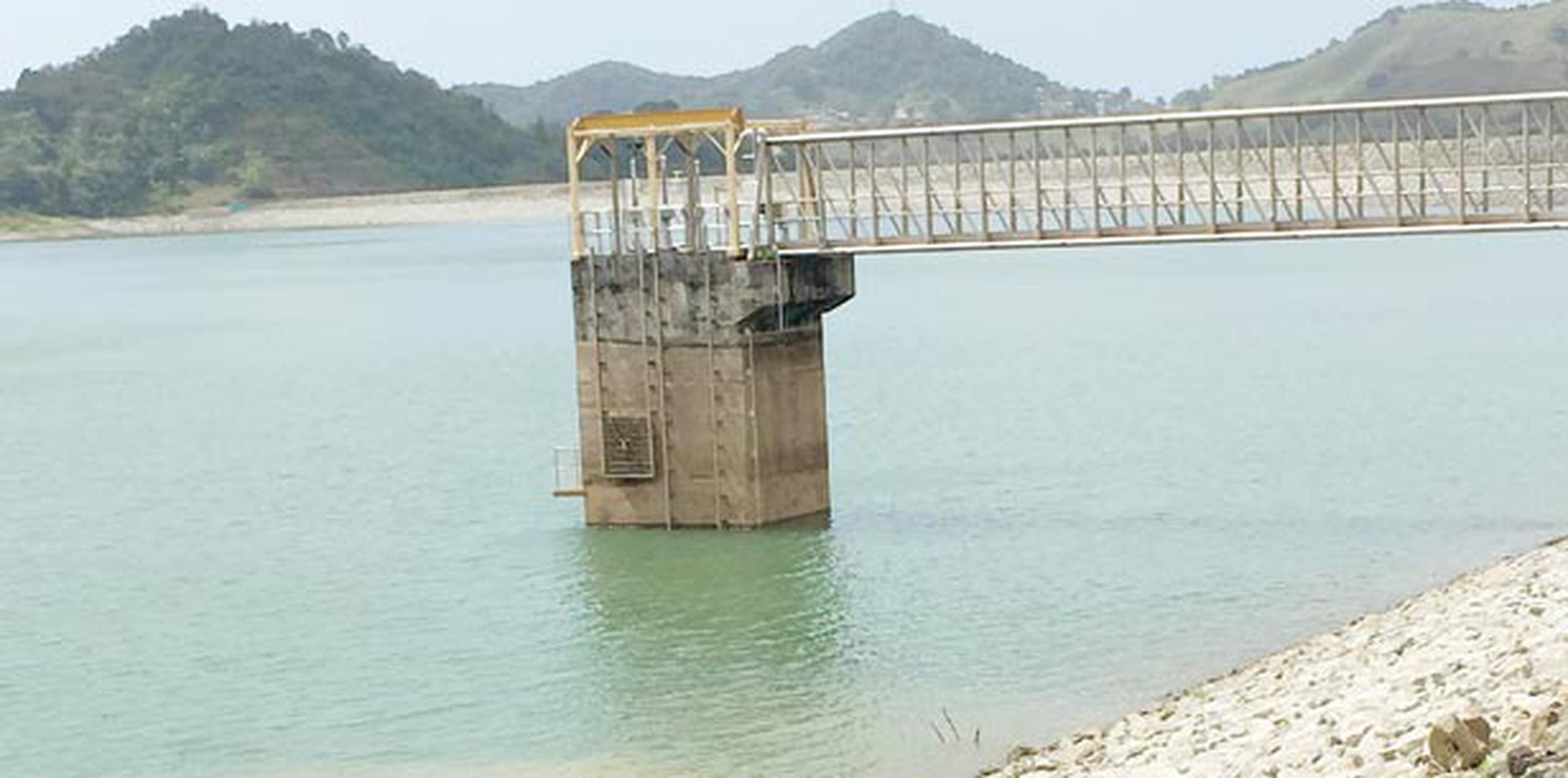 Igual que otros cuerpos de agua de la zona este, el río Blanco en Naguabo, ha bajado su caudal. (Suministrada)