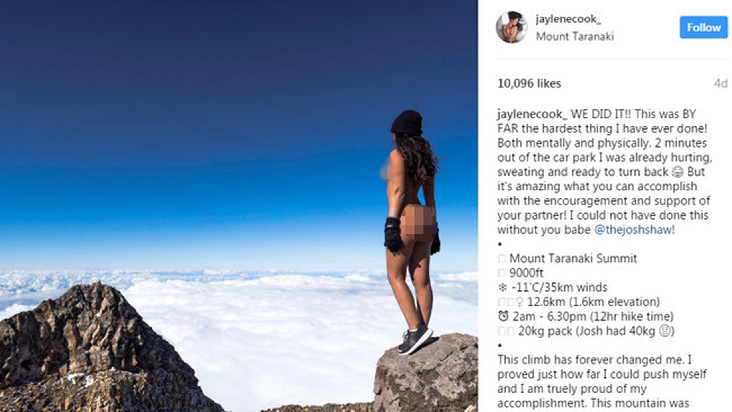 Cook posó desnuda en el Monte Taranki, en Nueva Zelanda, hace unos meses. (Instagram)