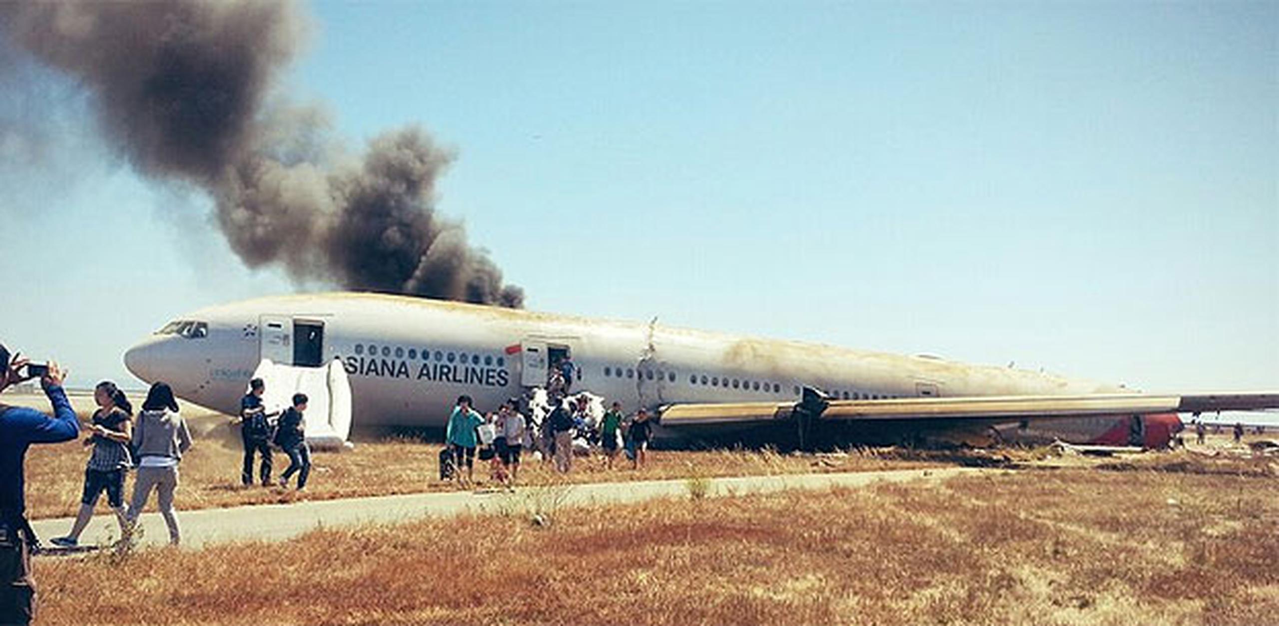 Se estrella avión de Asiana Airlines en aeropuerto de San Francisco. (CBS.com)
