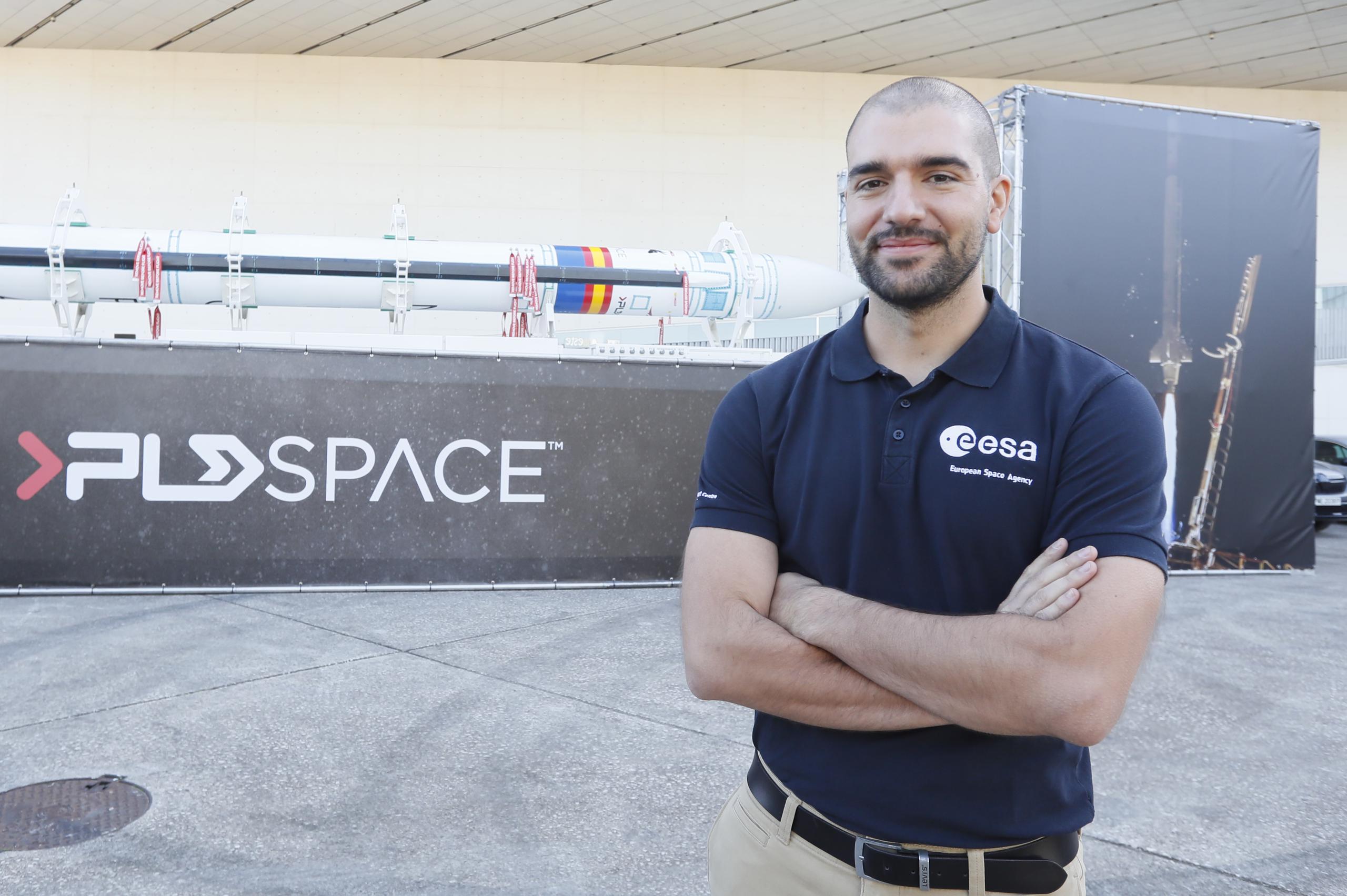 Foto de archivo del español Pablo Álvarez, que se graduará este lunes como astronauta de la Agencia Espacial Europea. EFE/José Manuel Vidal
