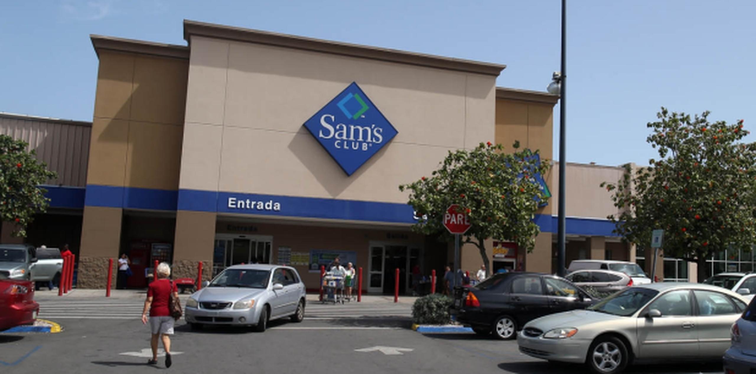 Cerca de 750 personas se quedan sin empleo con el cierre de tres Sam #39 s