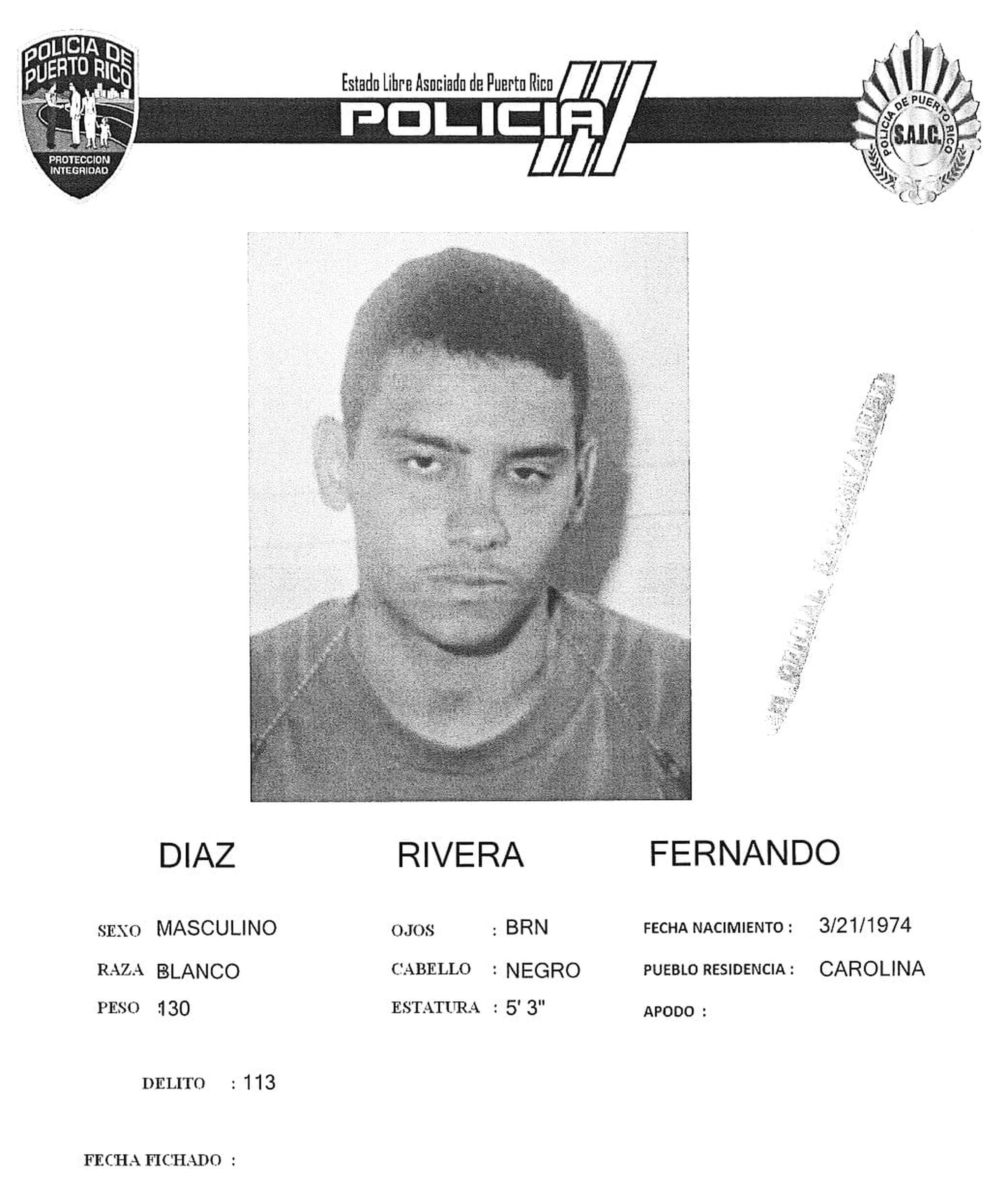 Fernando Díaz Rivera fue acusado en el 1995 por el delito de vehículo hurtado. Se desconoce la disposición del caso.