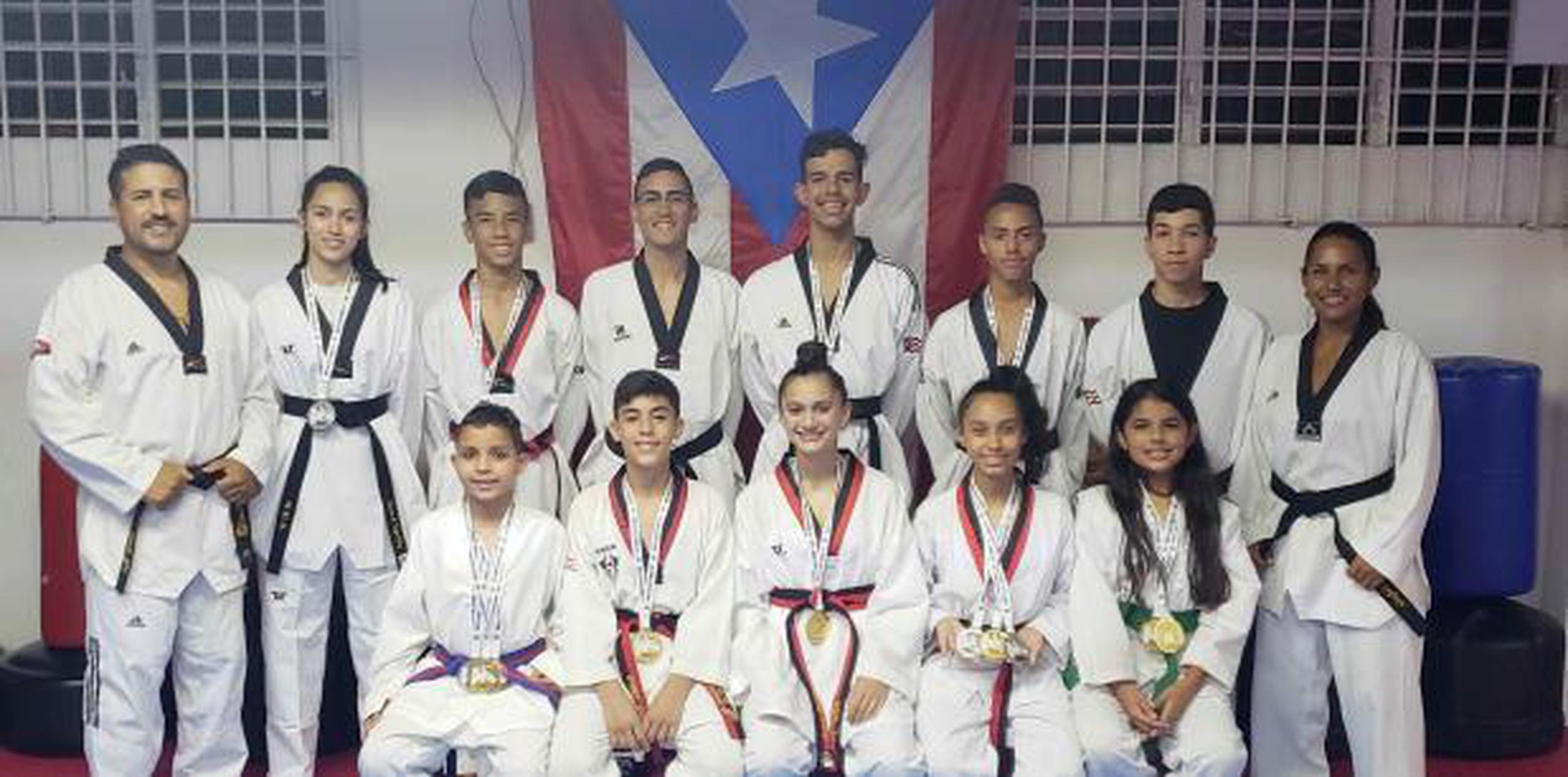 Academia Guayama Taekwondo, dirigida por el master Luis Peña y Legna Delgado. (Suministrada)