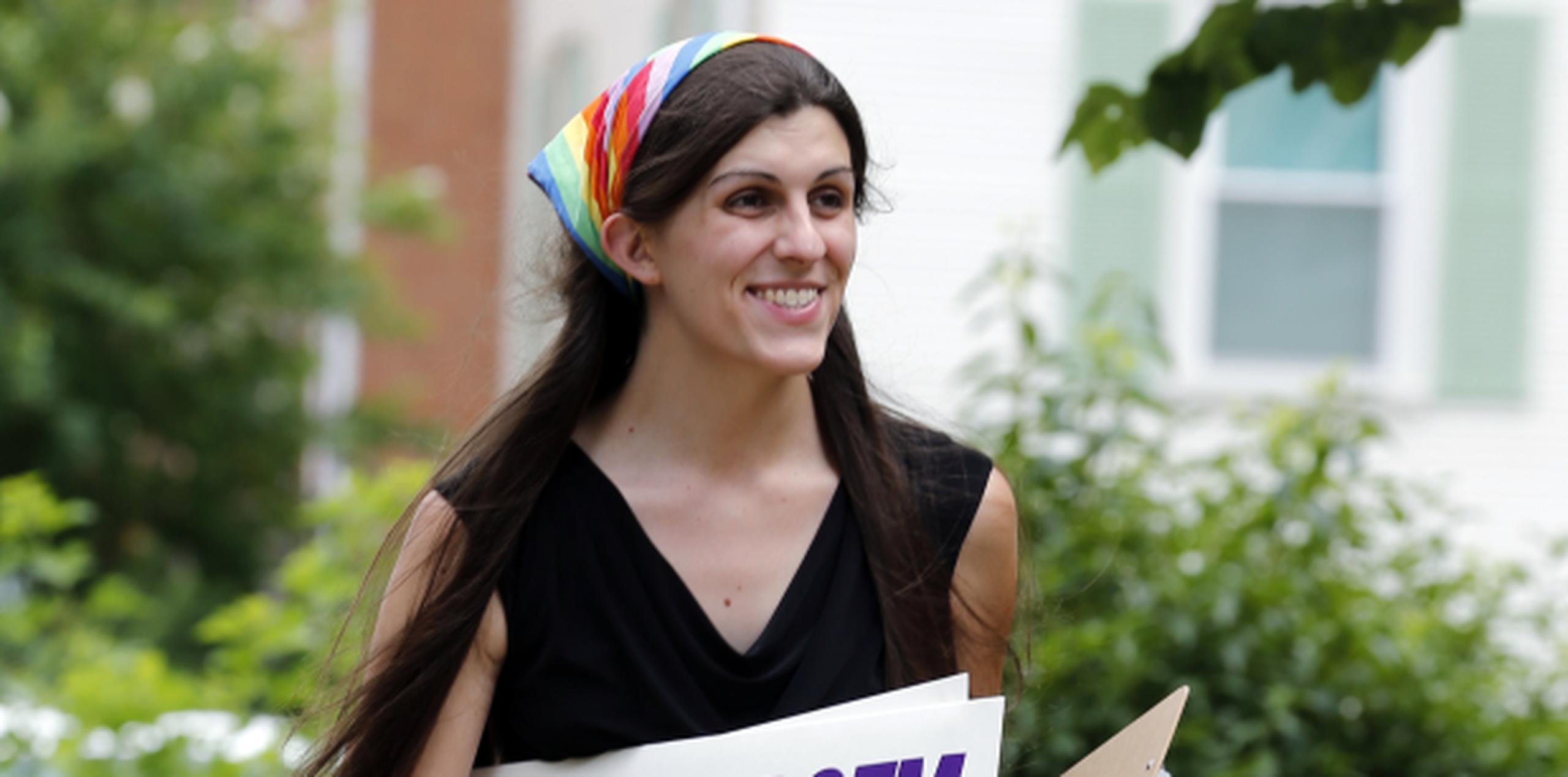 Danica Roem se convirtió en la delegada por el 13er distrito en la Cámara del estado de Virginia, siendo la primera persona abiertamente transgénero en asumir un cargo público en EEUU. (AP/Steve Helber)