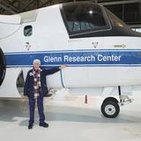 Piloto de 82 años viajará con Jeff Bezos al espacio 
