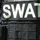 S.W.A.T arresta a hombre atrincherado en Cayey 