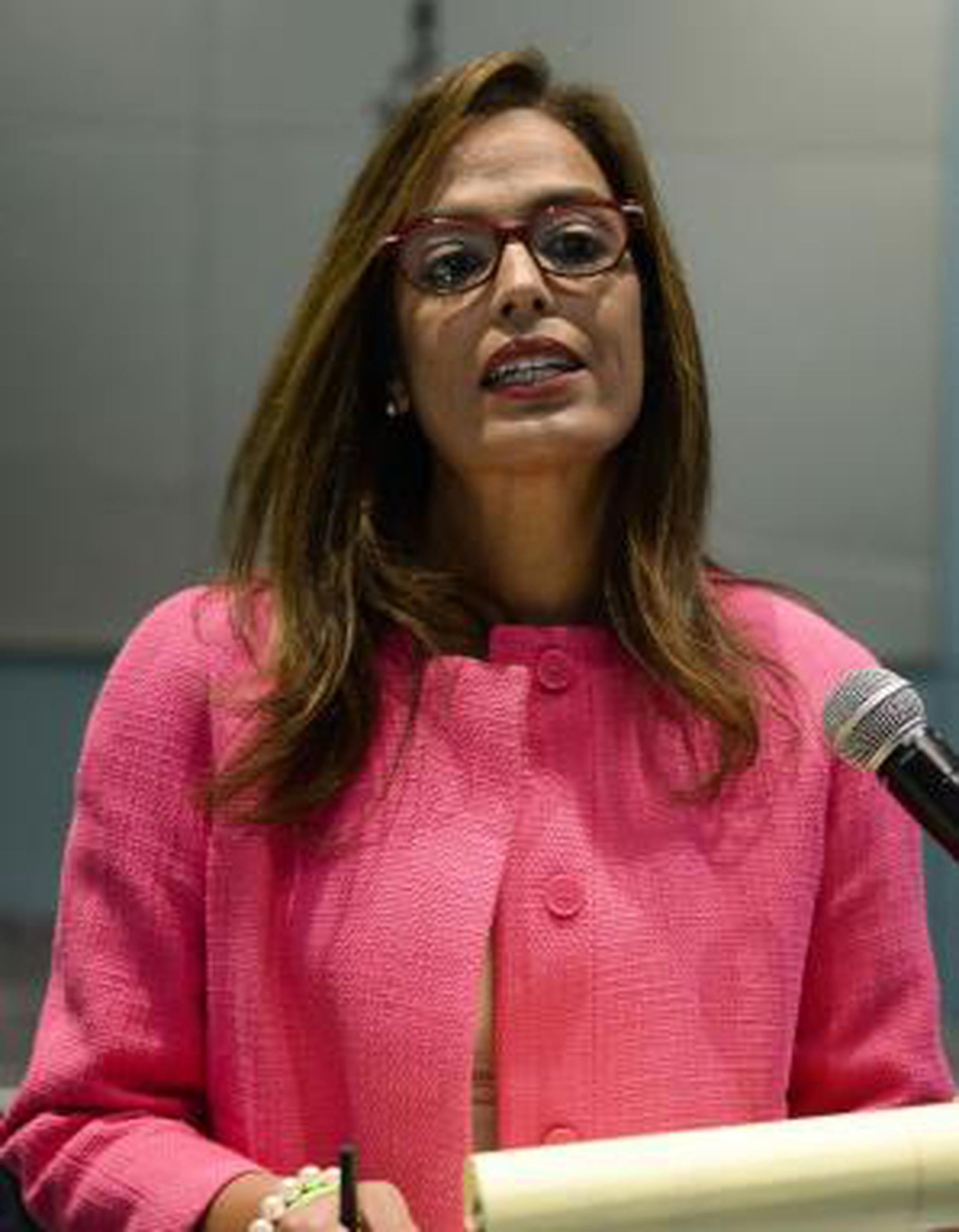 La senadora popular Rosanna López dijo que era “ridículo” que no les dieran participación en la preparación del plan. (gerald.Lopez@gfrmedia.com)