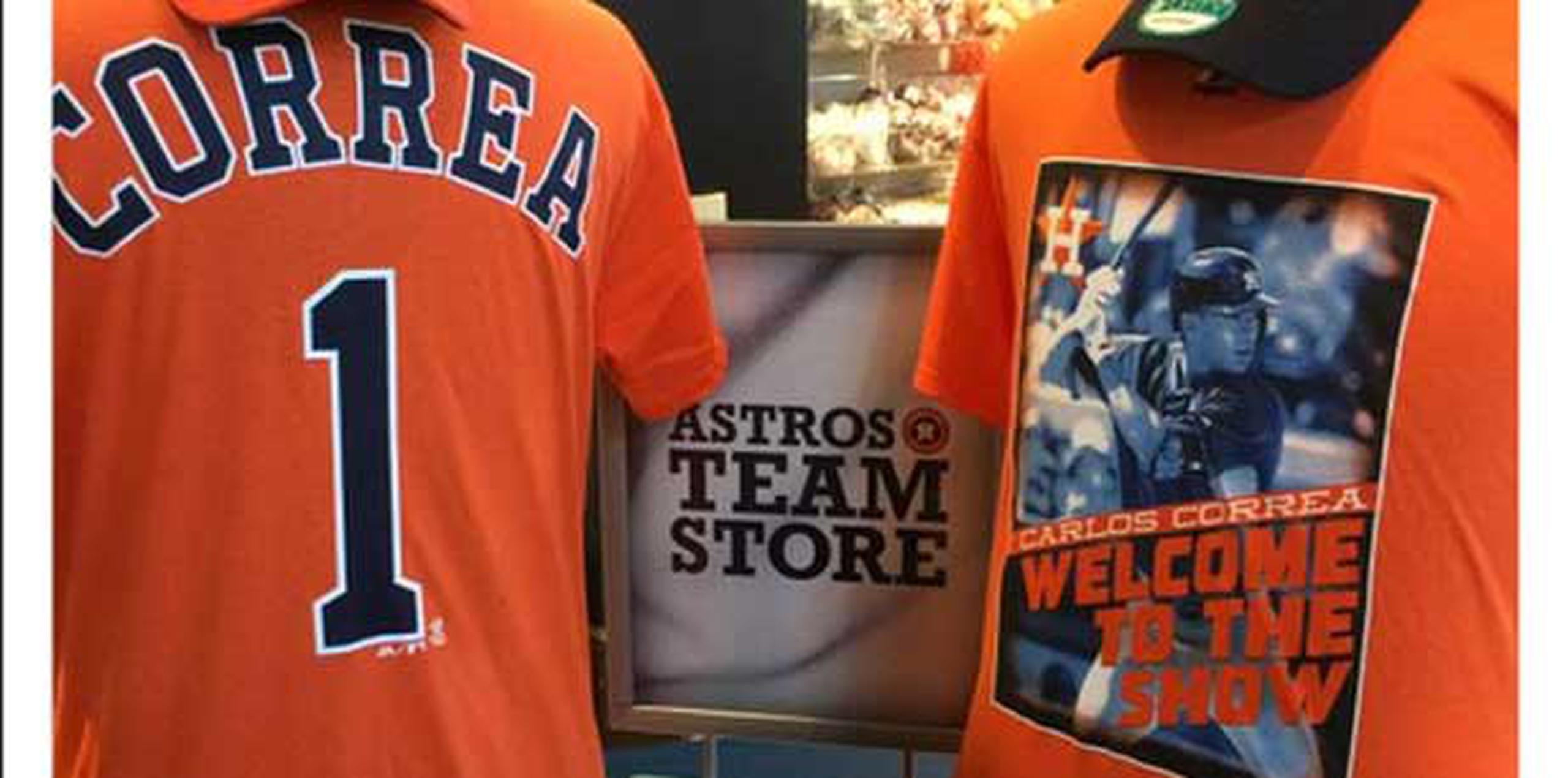 Las primera tirada de camisas  tiene en el frente una foto de Correa y  el mensaje: “Welcome to the show” (Bienvenido al espectáculo). (Twitter)