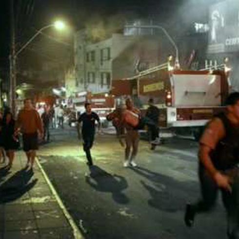Mueren 245 personas en incendio en discoteca de Brasil