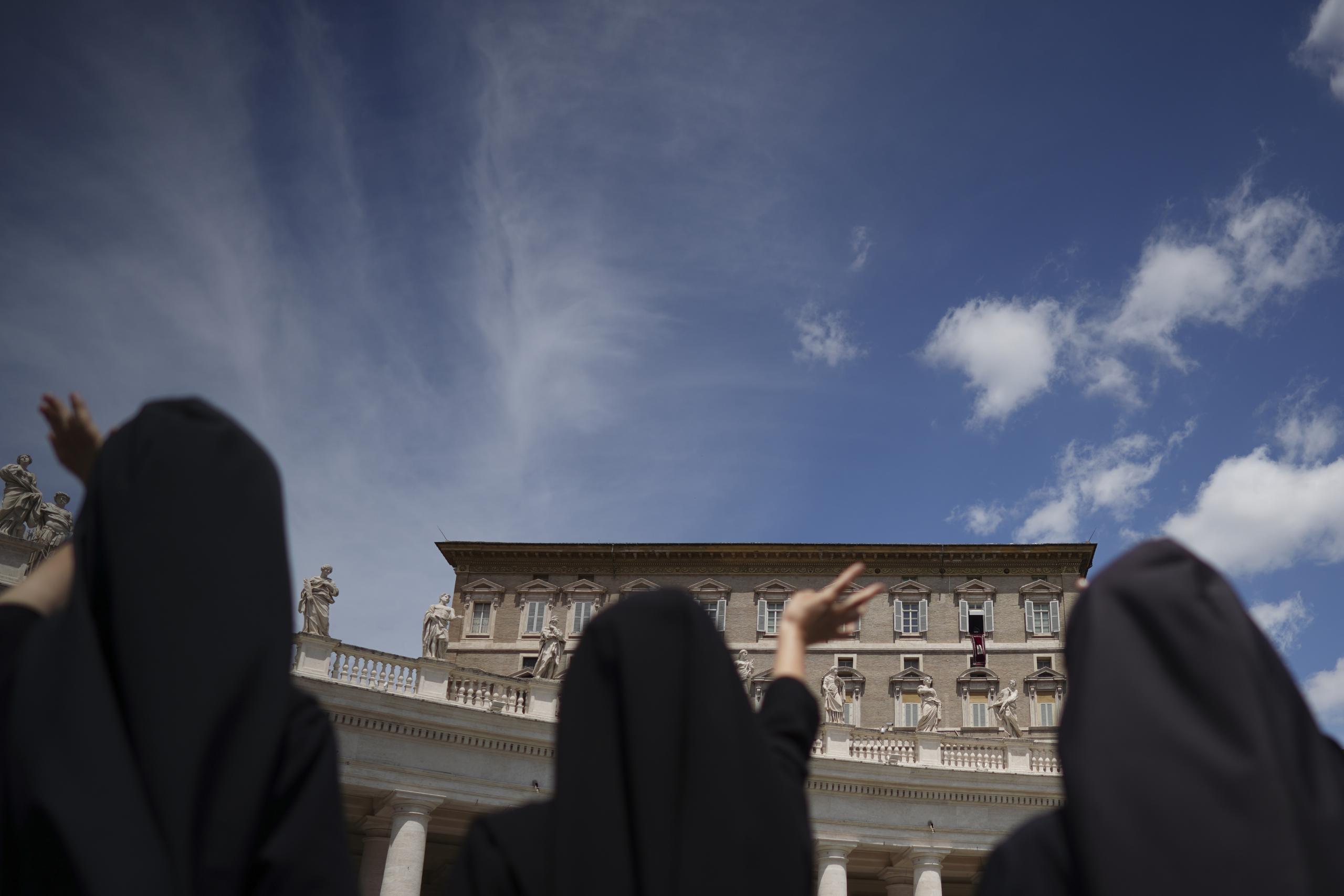 Papa Francisco llamó la atención el 11 de diciembre del 2021 hacia un problema que el Vaticano ha tratado tradicionalmente de minimizar: los abusos de madres superioras a monjas que, debido a sus votos de obediencia, tienen pocas opciones para defenderse.