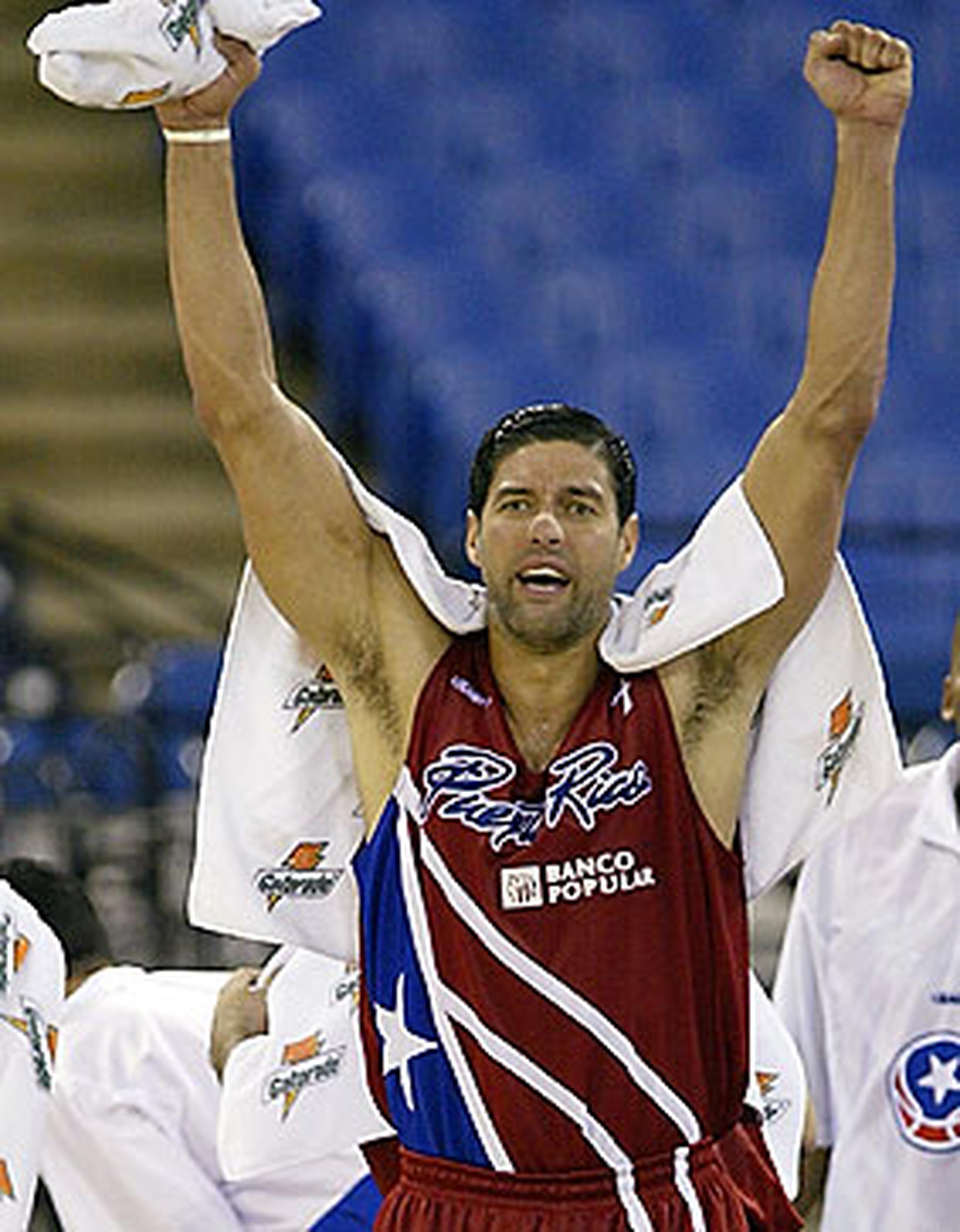 José "Piculín" Ortíz participó en cuatro Juegos Olímpicos (Seúl 1988, Barcelona 1992, Atlanta 1996 y Atenas 2004). En los Juegos Olímpicos de 1996 fue líder rebotero y segundo mejor anotador del torneo con promedios de 25 puntos y 10 rebotes por juego. (AFP)