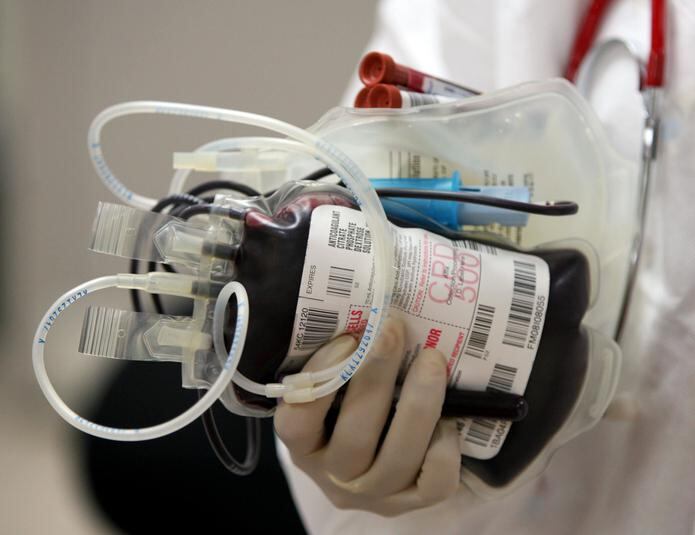 Si dona sangre, y en los próximos tres días padece los síntomas de la enfermedad, debe notificarlo a su banco de sangre para que no se use su donación. (GFR Media)