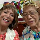 Sonia Noemí González celebra los 100 años de su madre