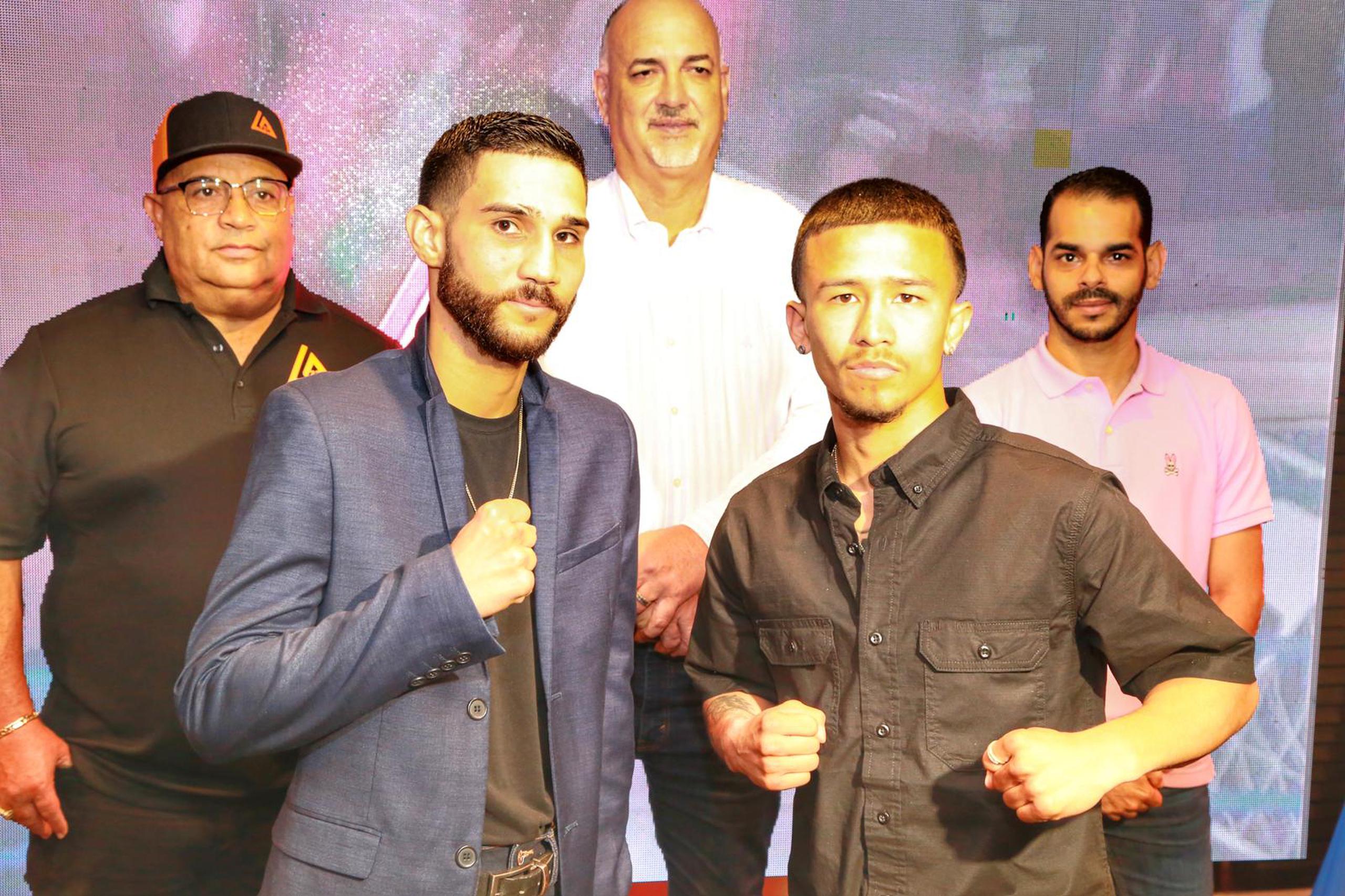 Wilfredo Mendez (izquierda) y Jesús Hero disputarán la faja Oro de la Asociación Mundial de Boxeo en las 105 libras.