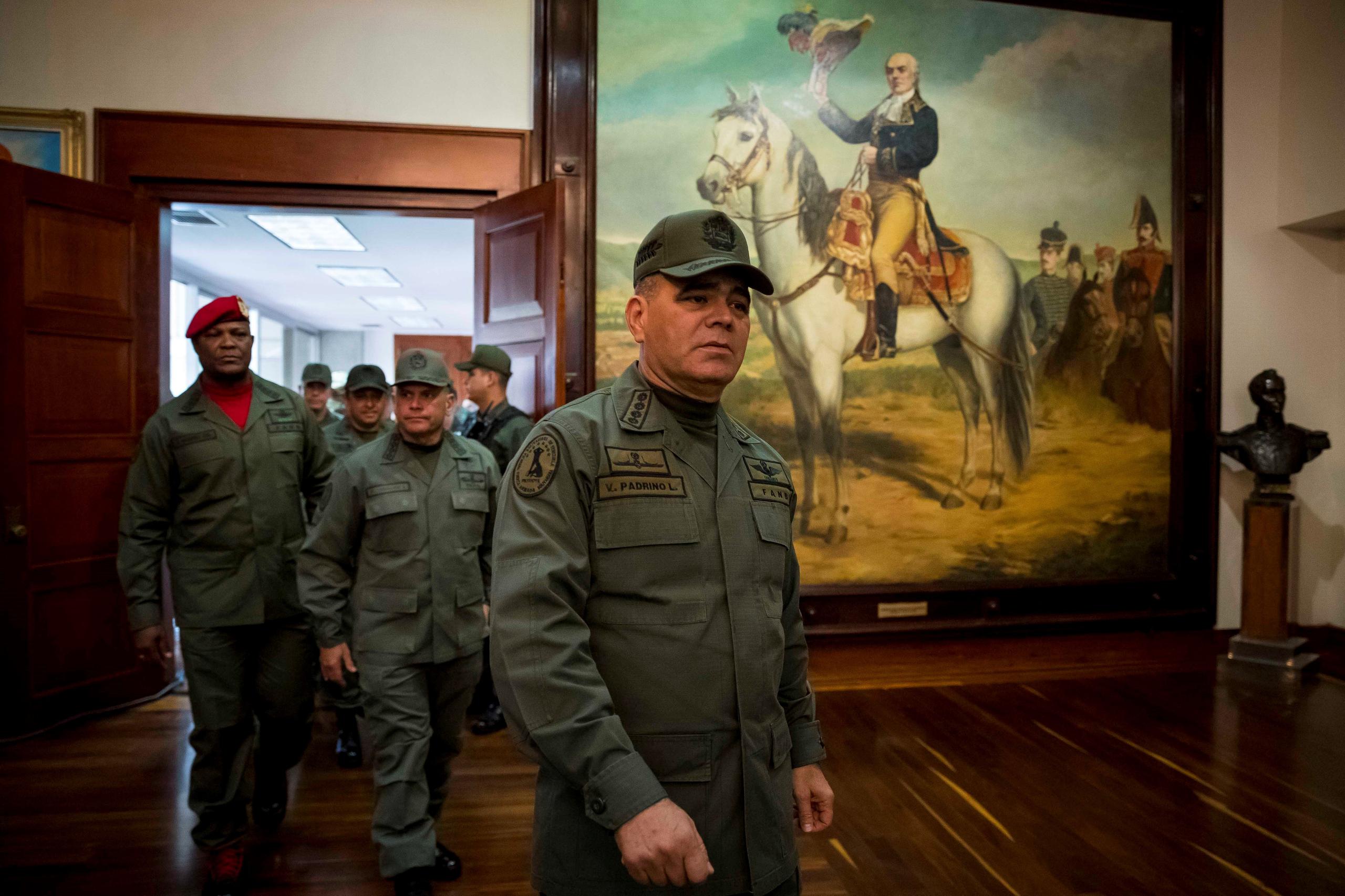 En la imagen el ministro de Defensa de Venezuela, Vladimir Padrino. EFE/MIGUEL GUTIERREZ/Archivo
