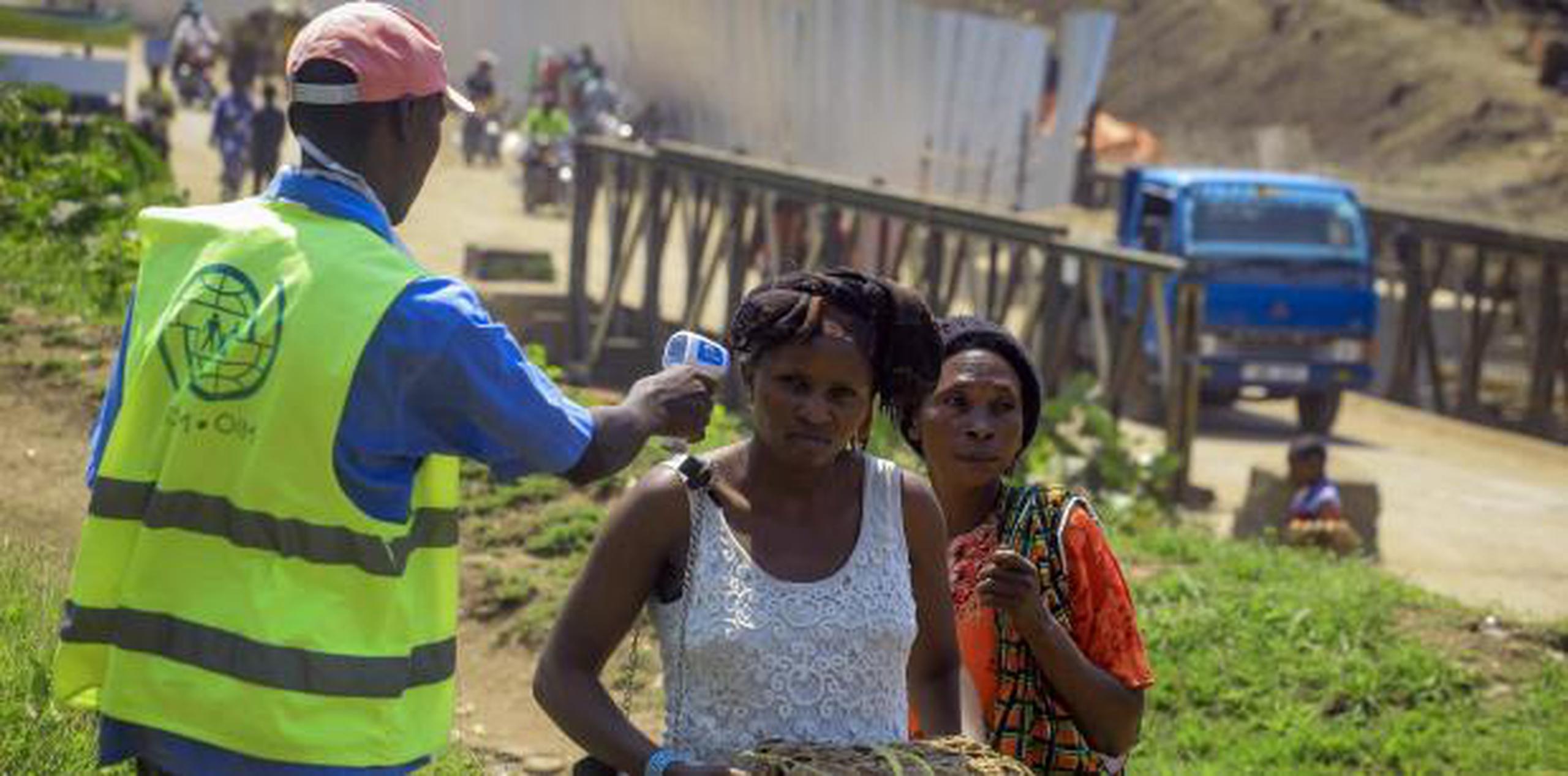 Más de 1,400 personas fallecieron por el brote de ébola declarado en el este de Congo en agosto. (AP / Al-hadji Kudra Maliro)