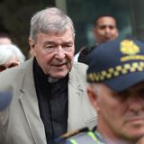 Liberan a cardenal convicto por abuso sexual de menores en Australia