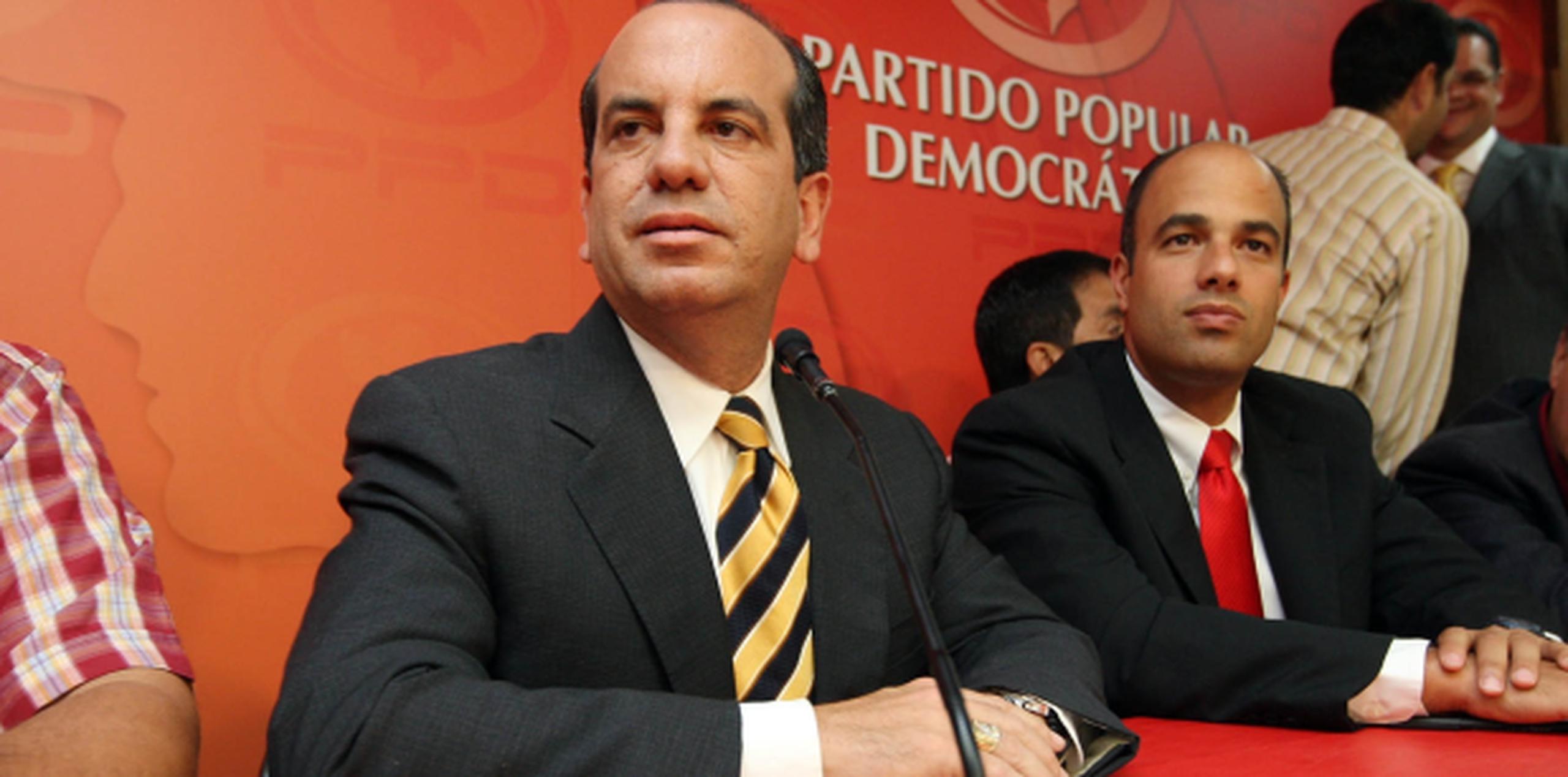 Acevedo Vilá y Héctor Ferrer son ambos expresidentes de la colectividad. (Archivo)