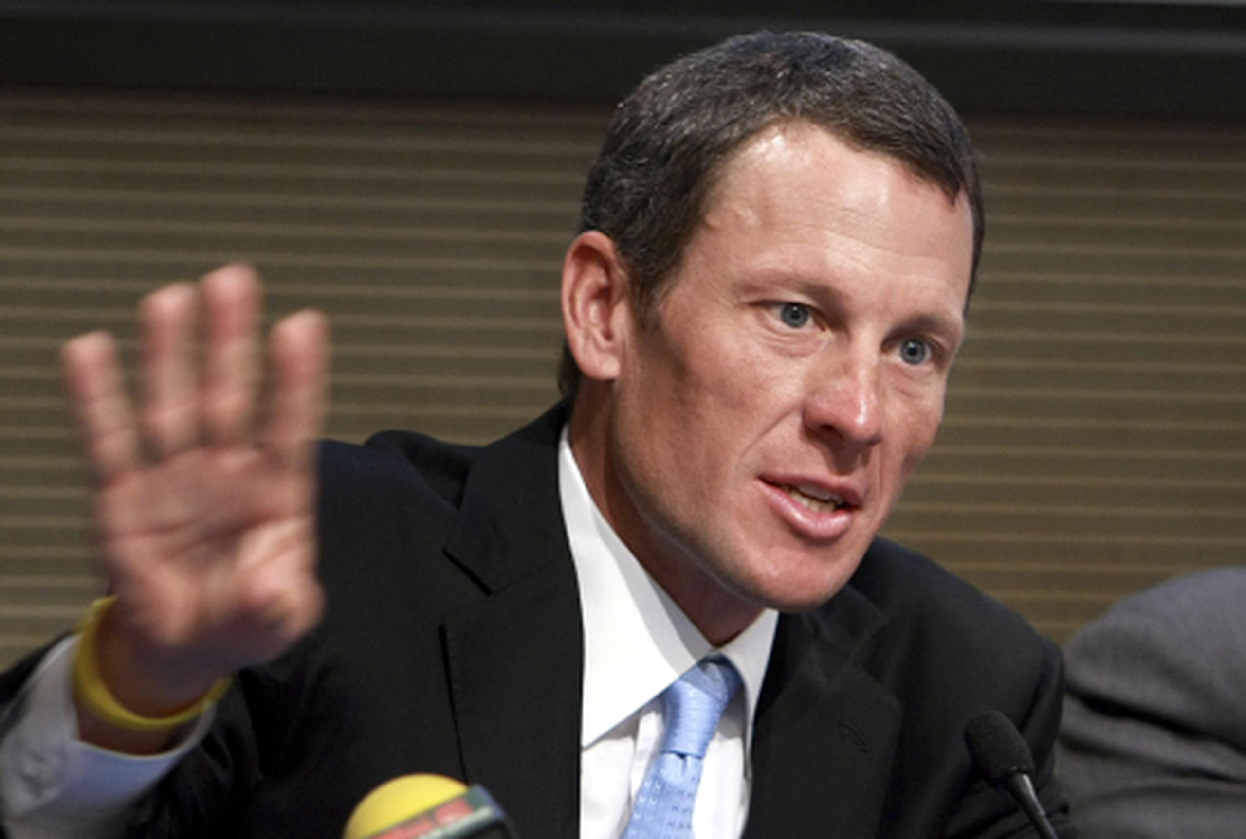 Armstrong encara varias demandas, y testificar bajo juramento ante la USADA podría haberlo expuesto a más problemas legales. (AP)