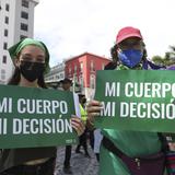 Marcha por el derecho al aborto toma las calles del Viejo San Juan