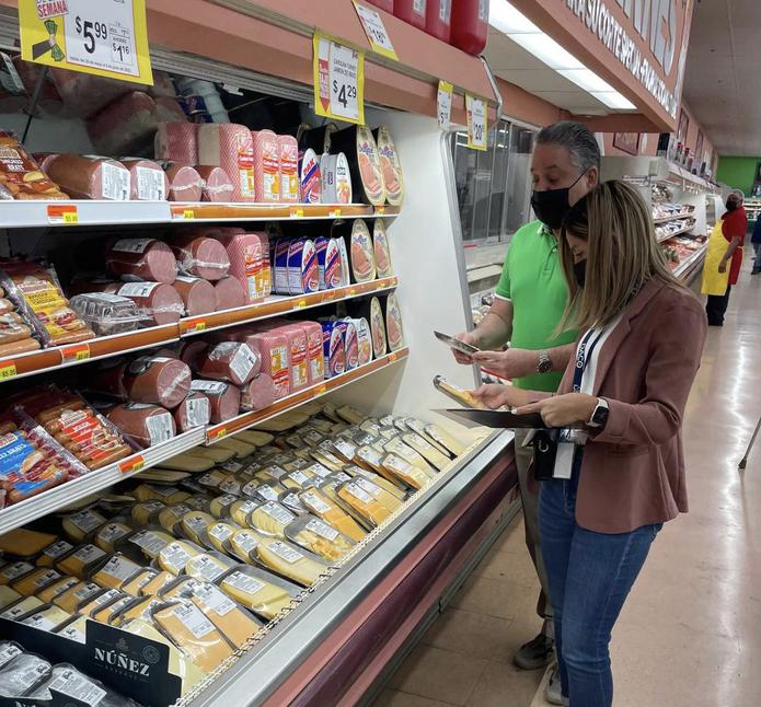 Inspectores del Departamento de Asuntos del Consumidor visitaron 102 supermercados los pasados días.
