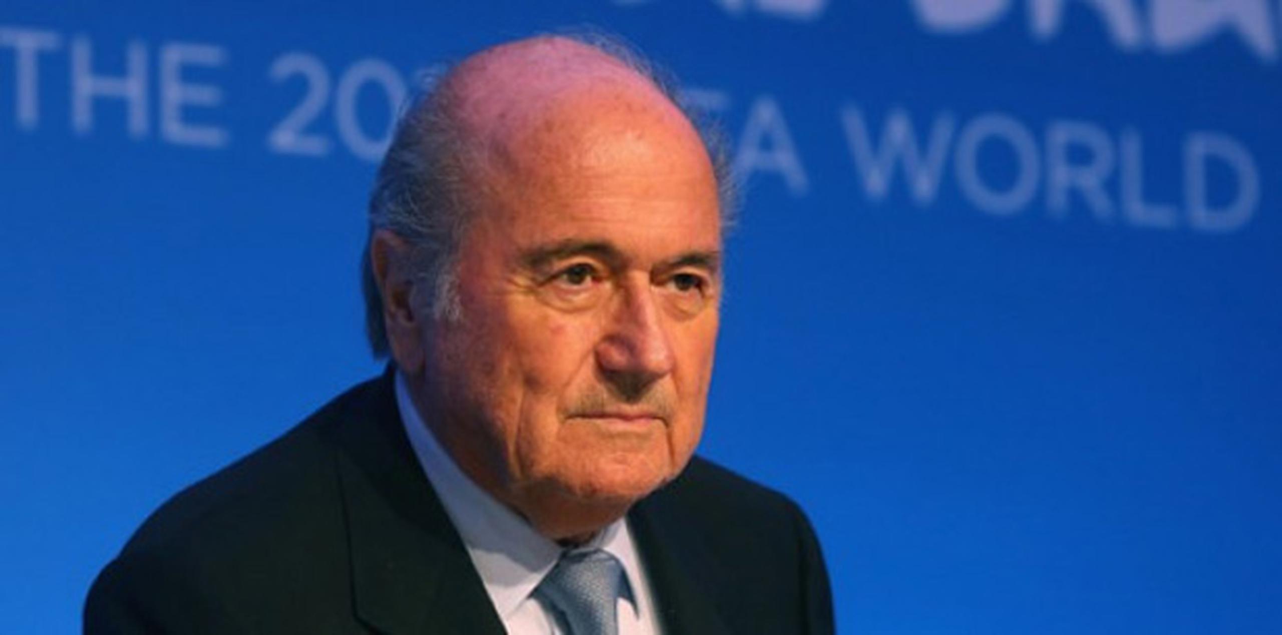 Blatter formaba parte de un grupo de miembros del COI que optaban a la reelección para otro mandato de ocho años. (Archivo)