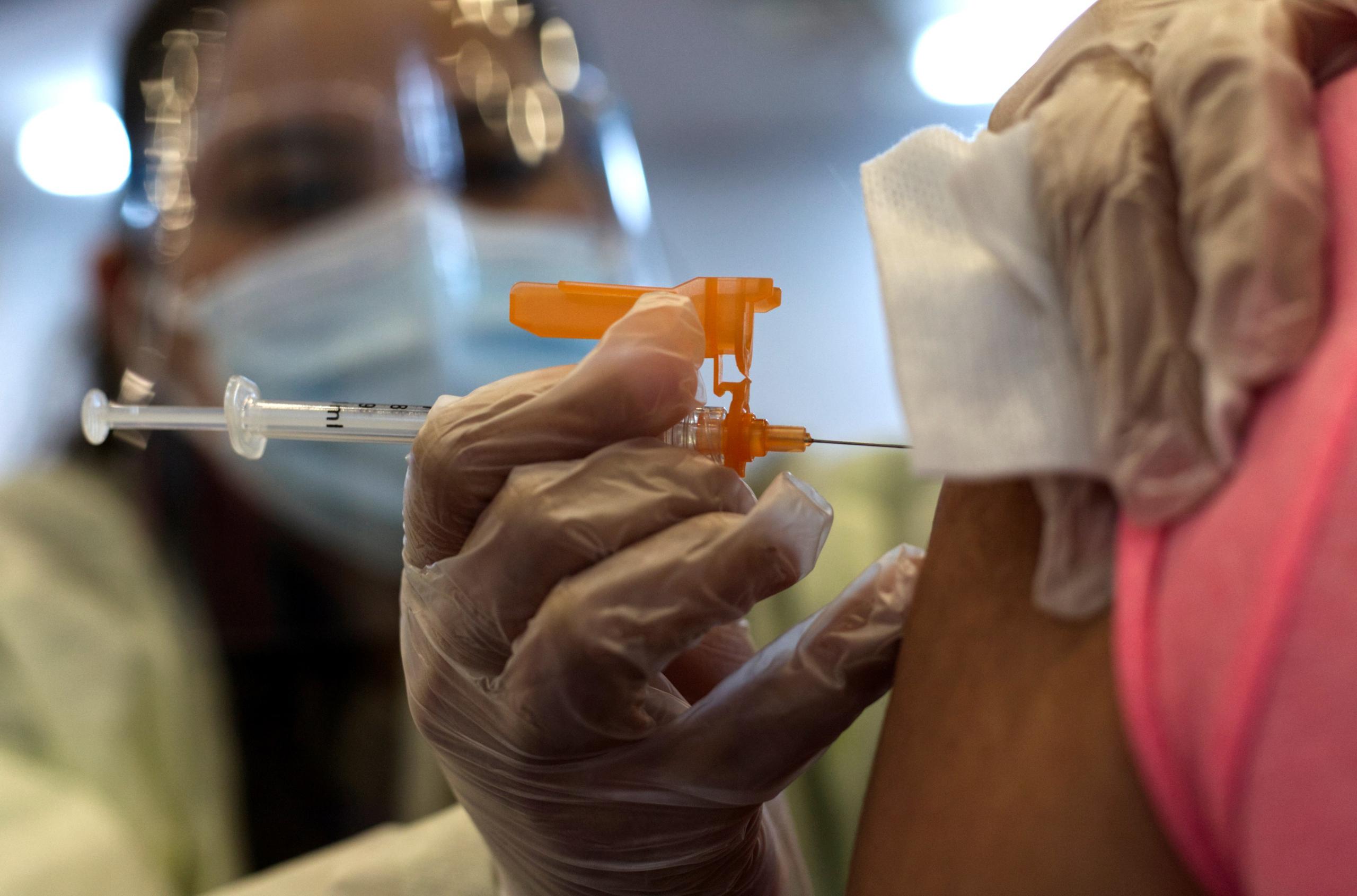 La proceso legal en contra del Gobierno de Puerto Rico y el Departamento de Salud por la vacunación obligatoria en empleados públicos llevaba desde julio del año pasado.