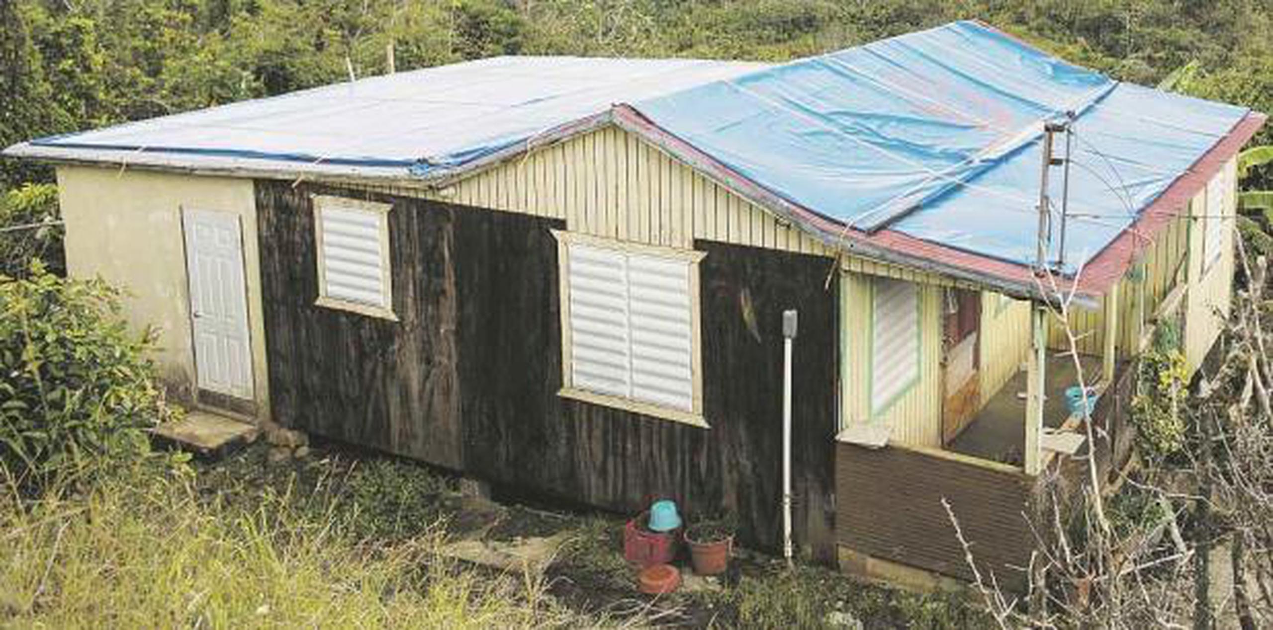 De acuerdo a Hernández Torres, el huracán afectó 2,300 viviendas, de las cuales quedan cerca de 1,200 por restaurar, especialmente en comunidades como Guayabal, Collores, Cayabo, Singapur, entre otras. (Suministrada)