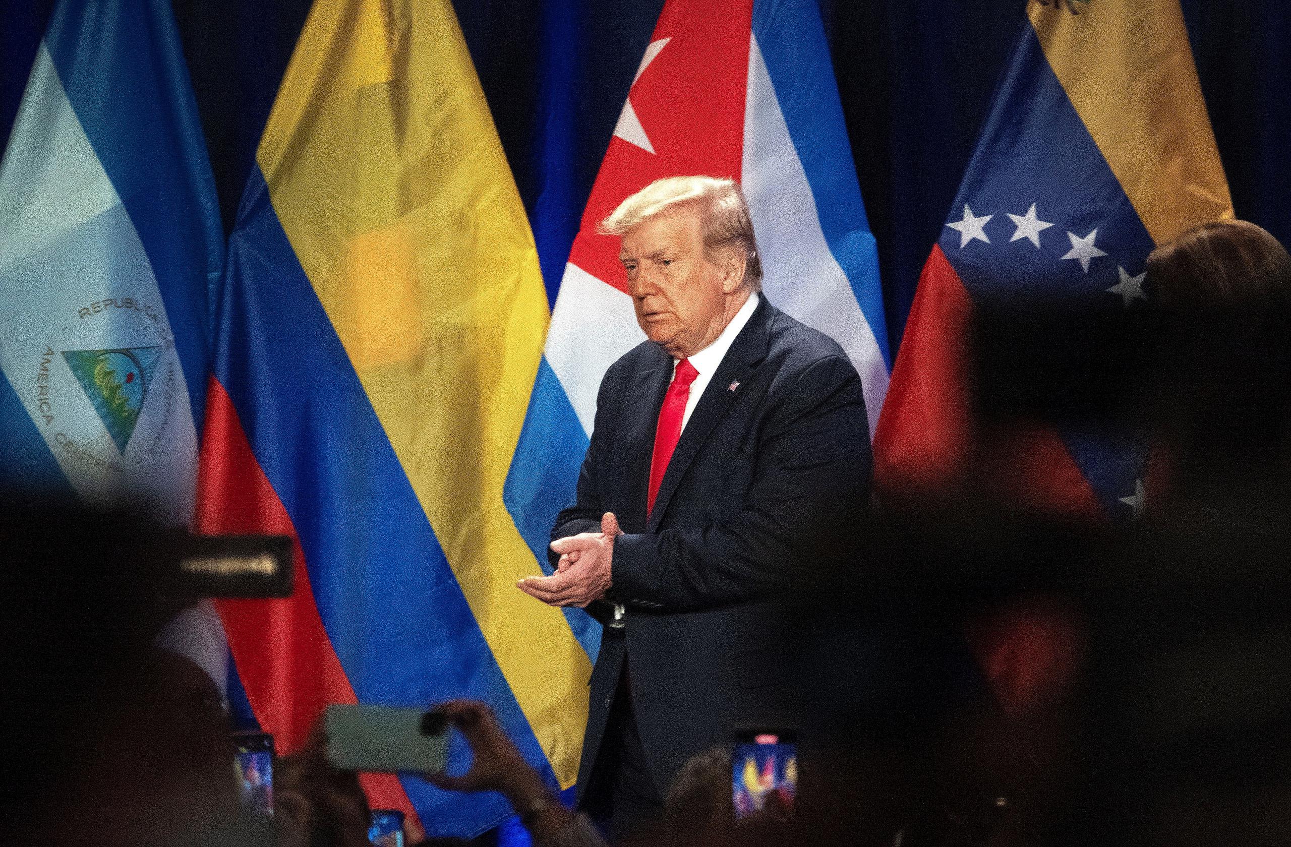 El presidente de Estados Unidos, Donald Trump, fue registrado este viernes, durante su intervención en el evento proselitista "Latinos por Trump", en Doral, Florida.