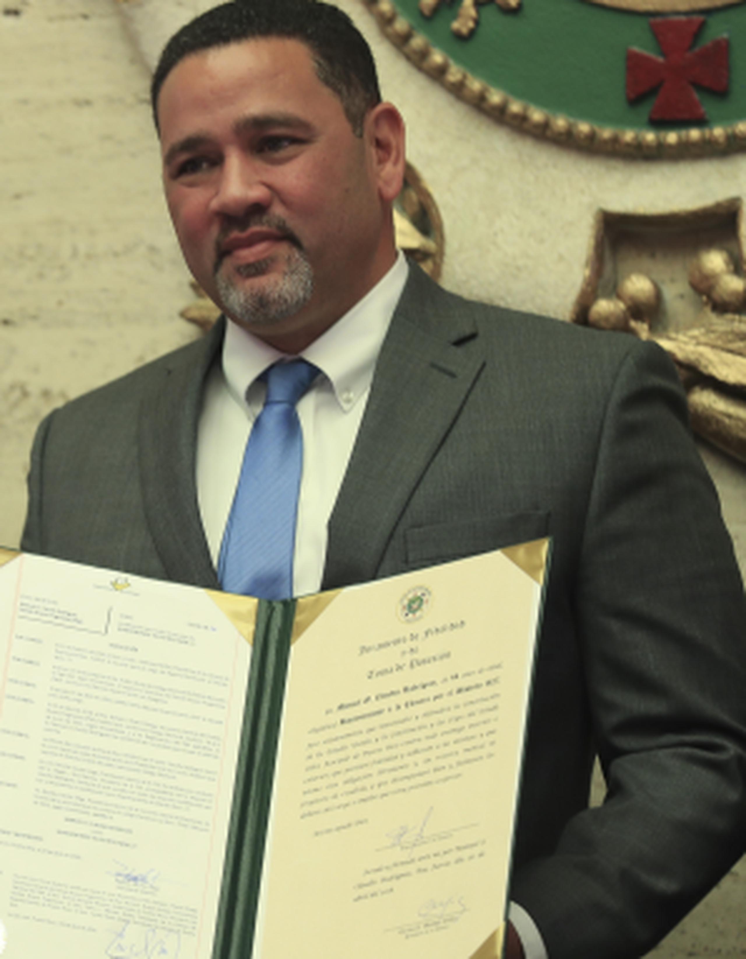El Colegio de Ingenieros y Agrimensores de Puerto Rico advirtió al legislador Manuel Claudio Rodríguez que está impedido legalmente de exponerse como ingeniero, o inspeccionar obras de construcción. (Archivo)