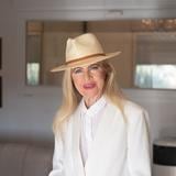 ”La Condesa” presenta su nuevo libro “Apocalipsis 2021″