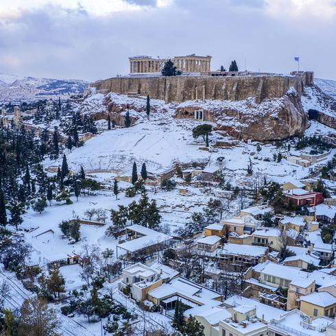 Extraña nevada inunda a Grecia y Turquía