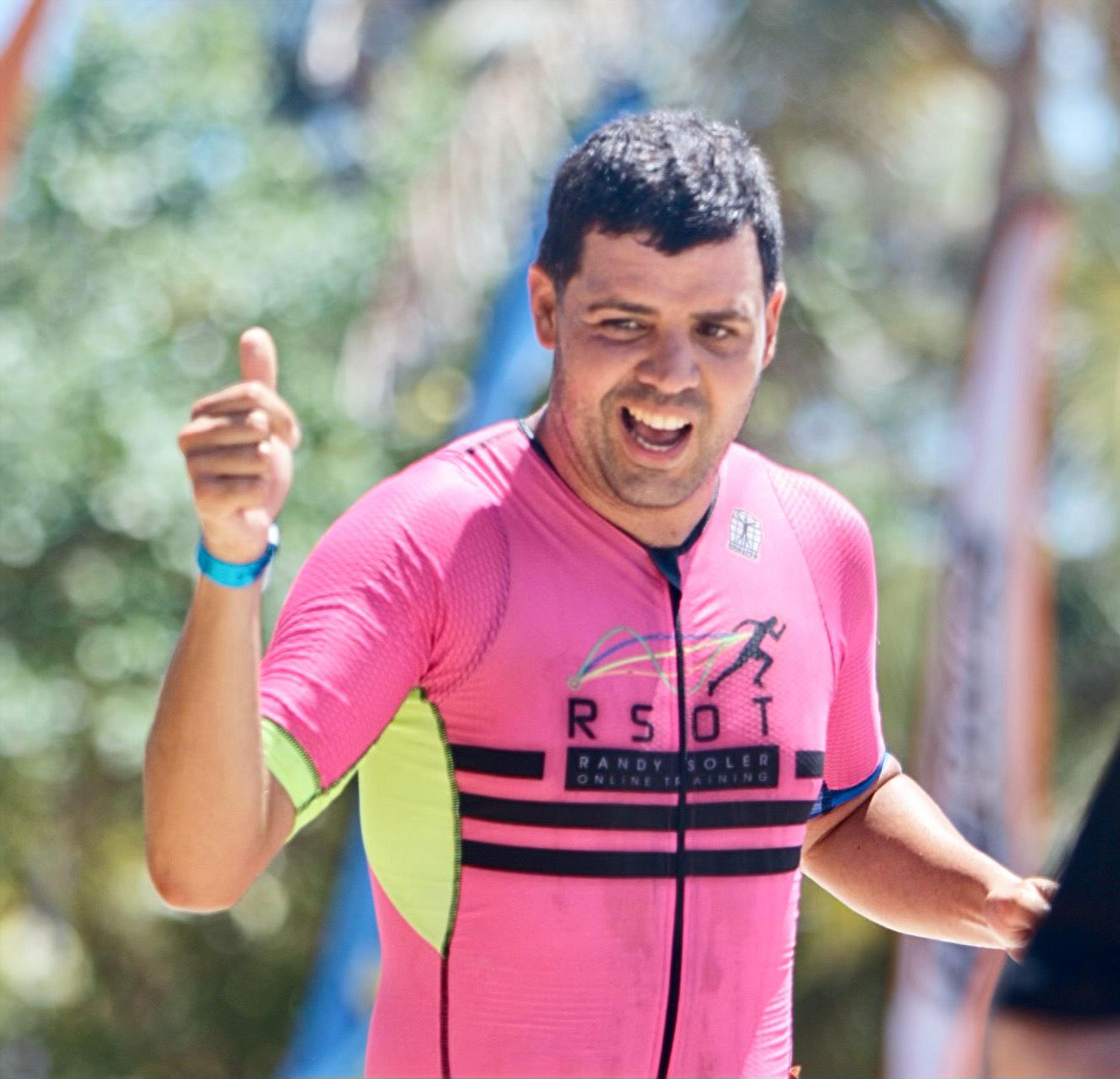 José “Joseíto” Rivera, se convirtió en el primer atleta con discapacidad intelectual puertorriqueño en completar el evento del IRONMAN Puerto Rico 70.3
