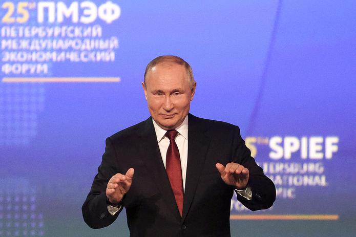 Igualmente, el presidente ruso aseguró que los objetivos de la invasión a Ucrania se cumplirán "sin falta".